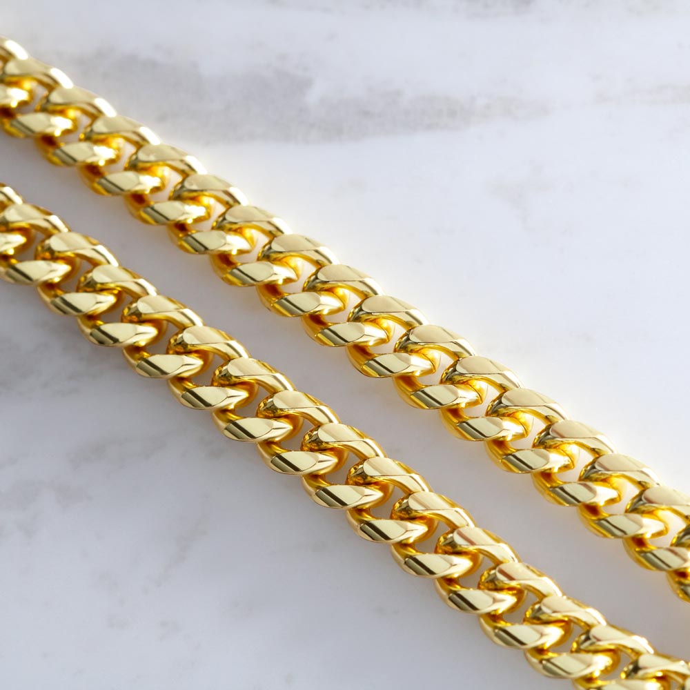 Cuban Link Chain in Gold or Silver - The Man in your Life Will Love It! - Engravable